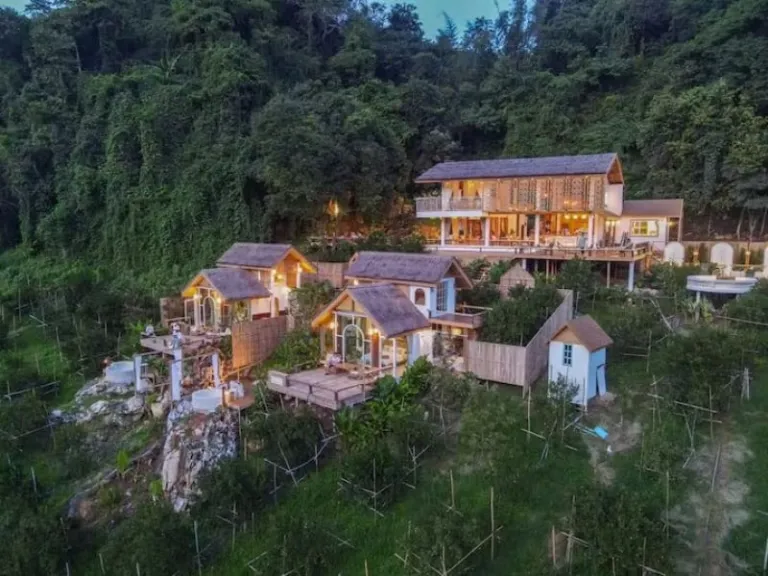 farm stays Airbnbs in Chiang Rai