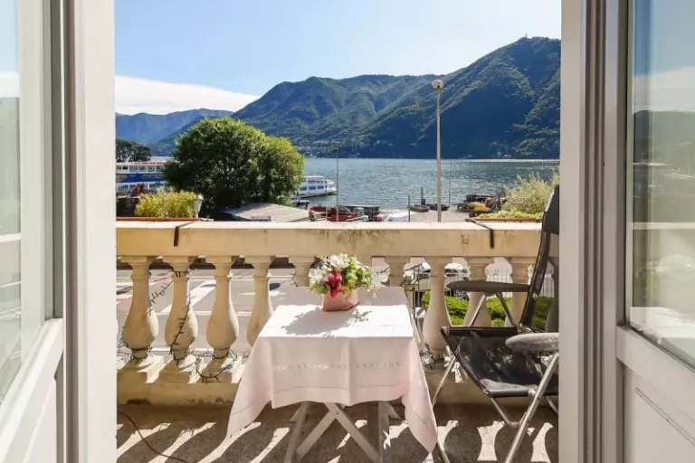 lakefront Airbnb stays on Lake Como
