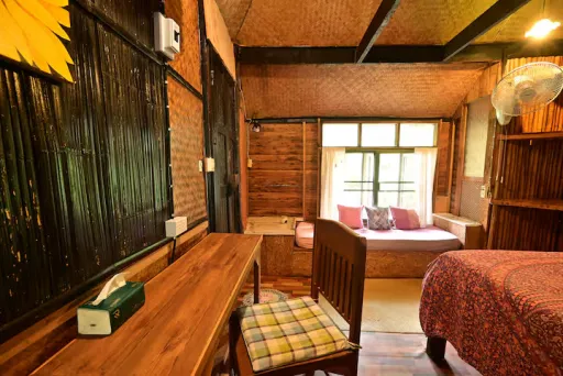 Image for article Airbnbs in Pai Thailand 2025: 8 Hippie Mountain Village Retreats