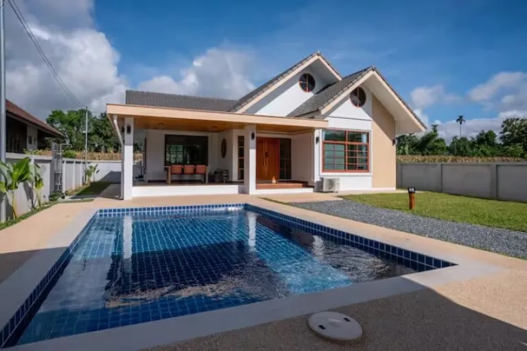 Airbnbs in Pai, Thailand with pool