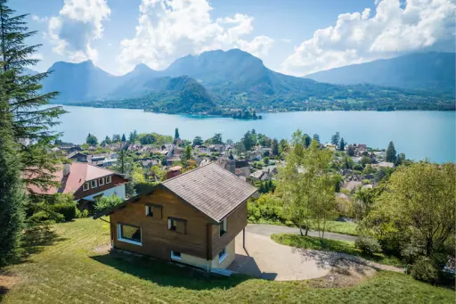 Image for article Airbnbs in Annecy, France 2025: 8 Lakeside Stays at the Venice of the Alps