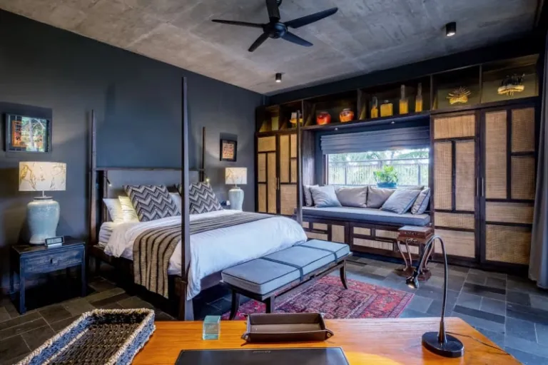 Airbnb Ubud infinity pool