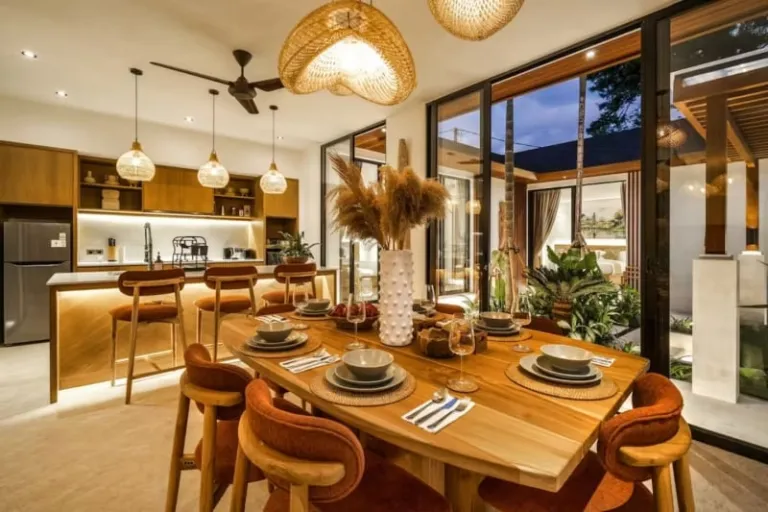 Airbnb Ubud infinity pool