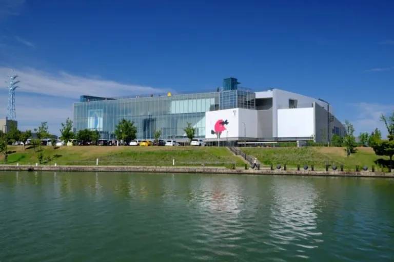 Toyama Prefectural Museum of Art and Design (TAD)