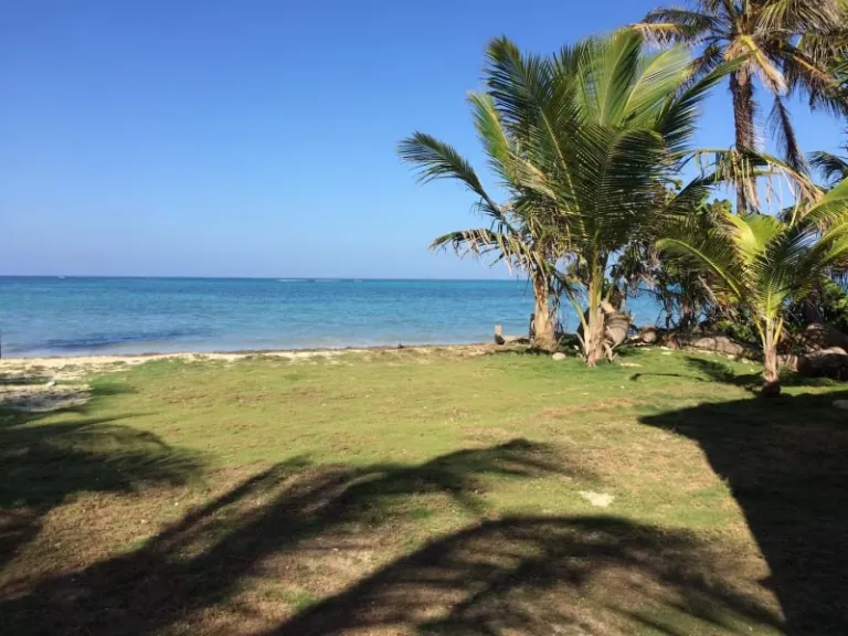 Airbnb Little Corn Island 