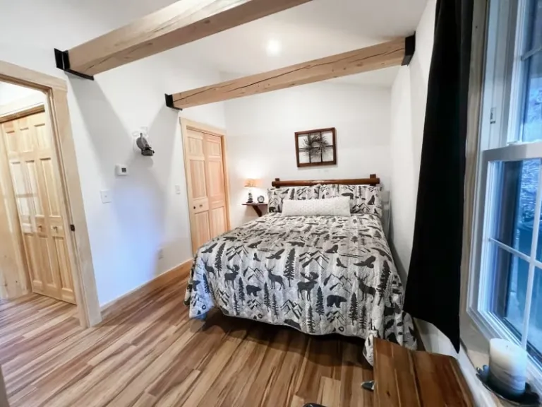 Airbnb Sugarloaf Maine 