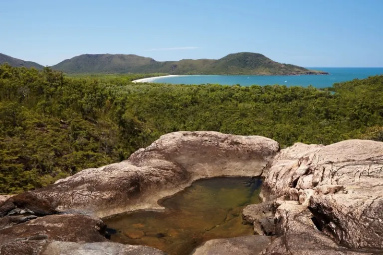 Ngaro Track &amp; Thorsborne Trail Guided Walks