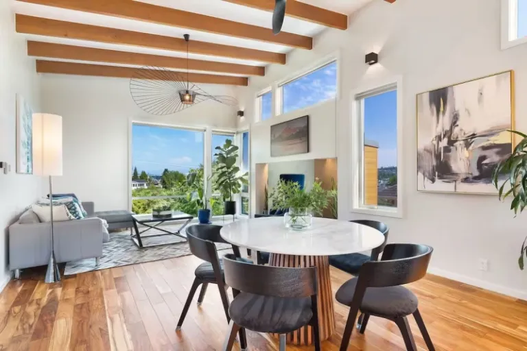 aesthetic Airbnbs in Seattle