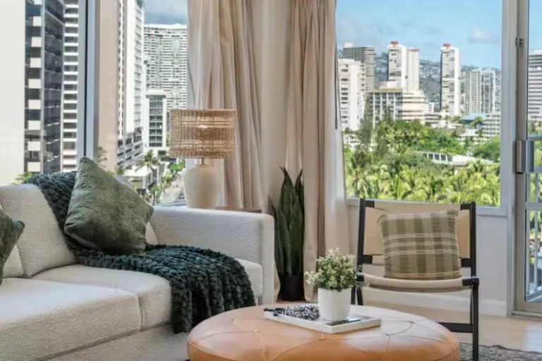 modern Airbnbs in Honolulu