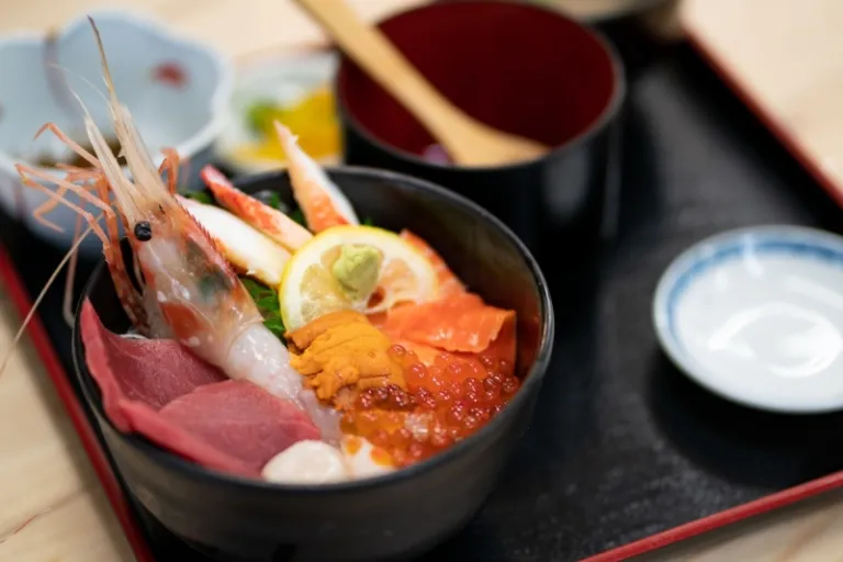Kaisen-don (Seafood Rice Bowl)