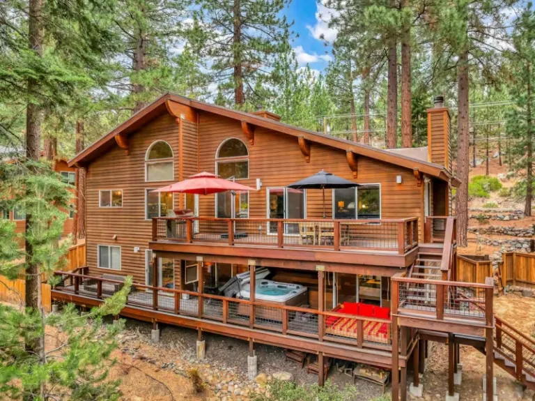 Airbnb Stays in Lake Tahoe