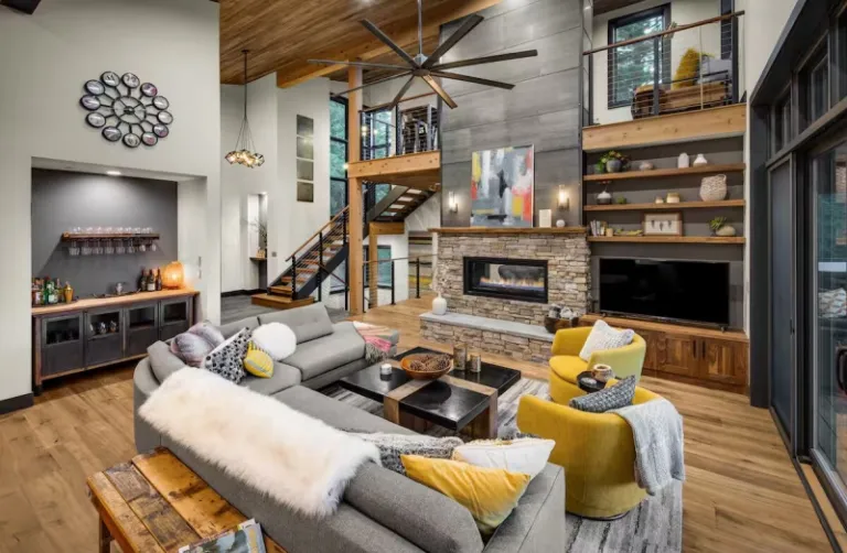 chalet Airbnb Stays in Lake Tahoe