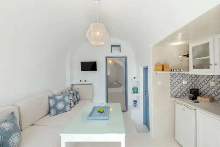 cosy Cave Airbnbs in Greece