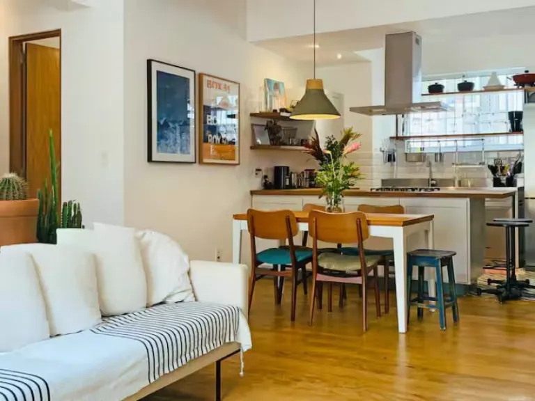 Airbnbs in Rio de Janeiro with Christ the Redeemer Views