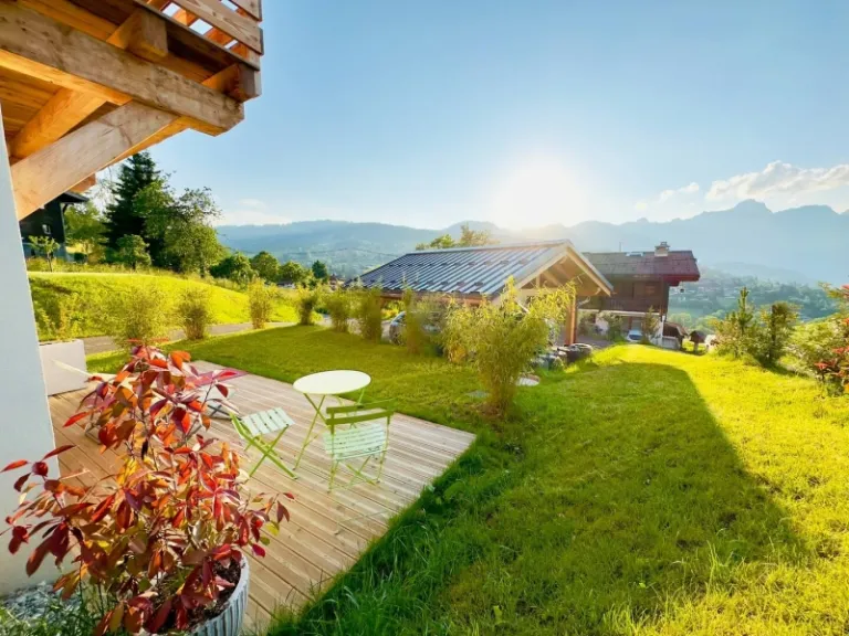 Airbnb Combloux and Les Deux Alpes