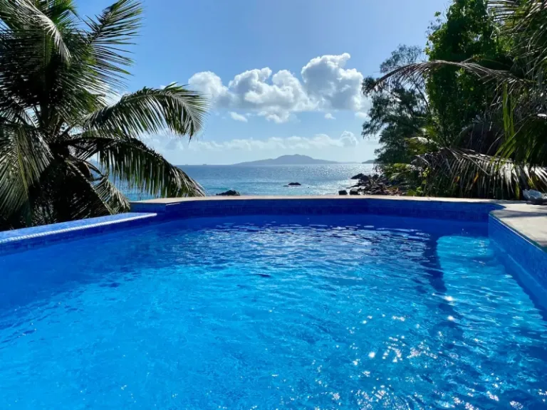 Oceanfront villa Airbnb Seychelles 