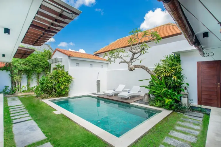 Airbnb Bali with private pools