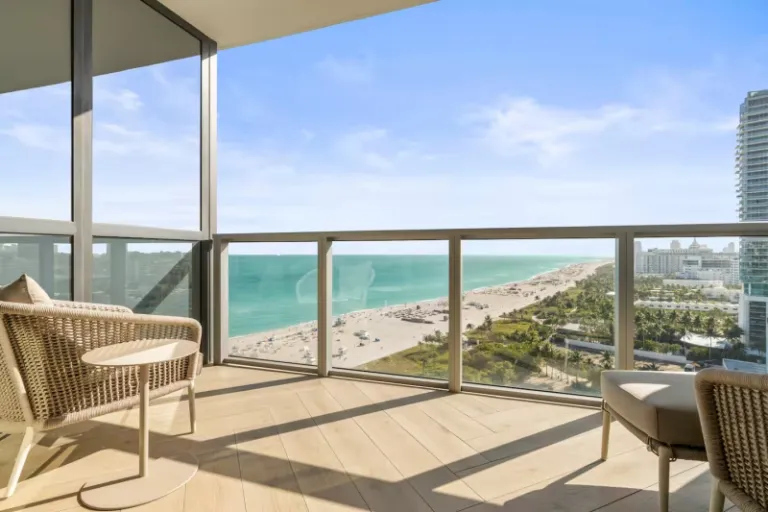 Airbnb Miami with ocean views