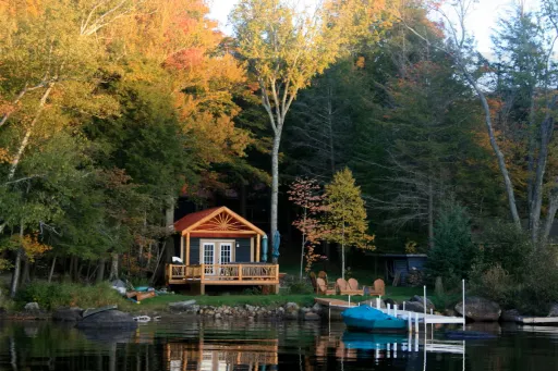 Image for article Top 10 Airbnb Stays in Adirondacks, New York