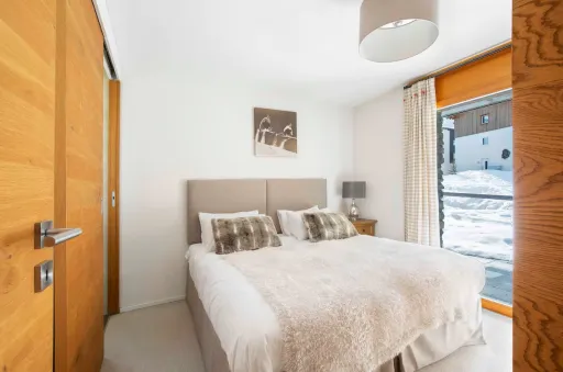 Image for article 8 Best Airbnb Stays in Saas Fee, Switzerland to Book in 2025