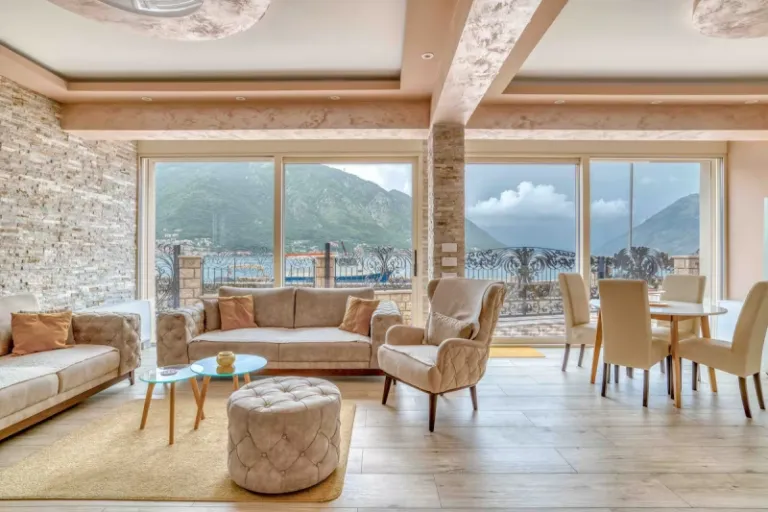 Airbnbs in Kotor