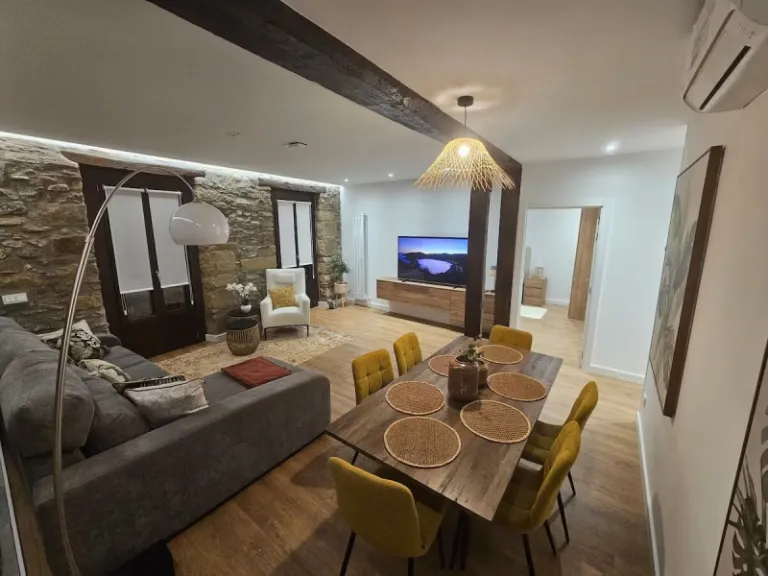 portside Airbnbs in San Sebastian