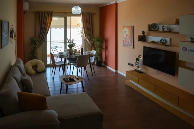 seafront Airbnb Stays in Durrës