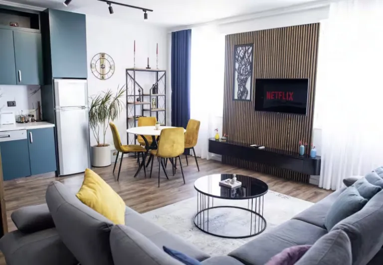 spacious Airbnb Stays in Durrës