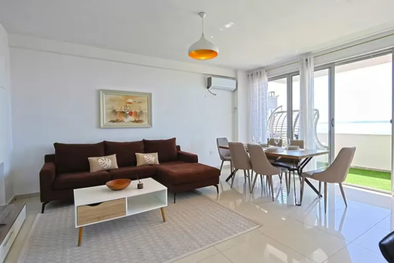 Airbnb Stays in Durrës