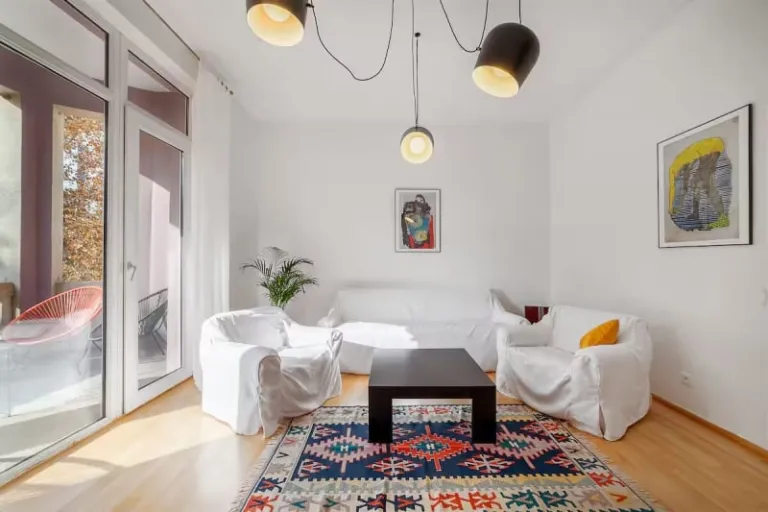 riverside Airbnbs in Tbilisi