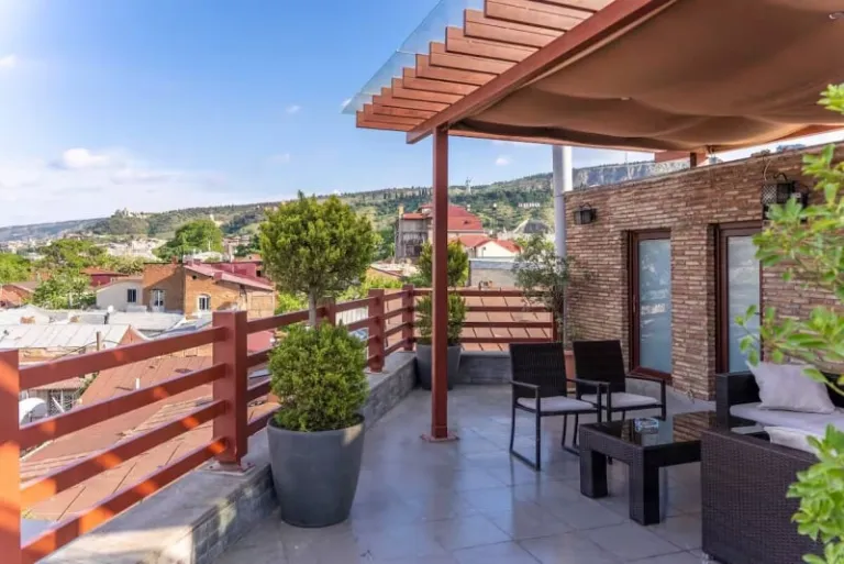 cosy Airbnbs in Tbilisi