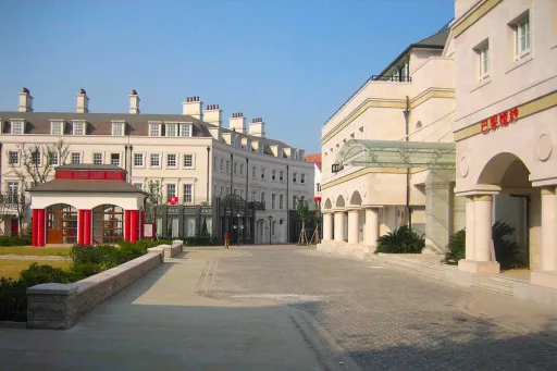 Image for article Strangest Ghost Towns and Abandoned Cities in China You Can Visit