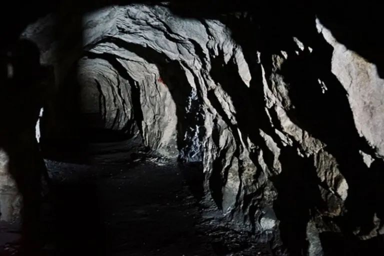 fushan tunnels qingdao