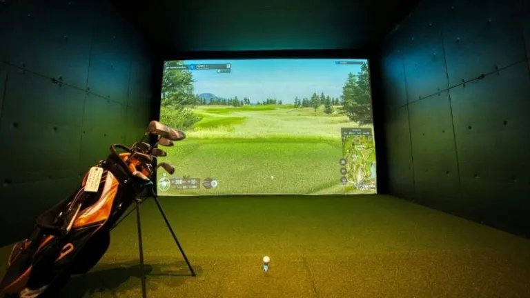 indoor golf simulator