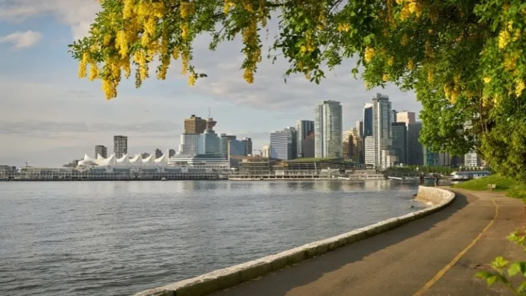 Stanley Park’s seawall path