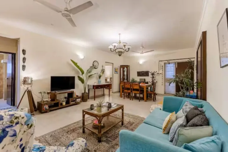 homely Airbnb stays in Delhi