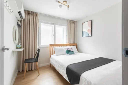 Image for article 8 Best Airbnb Stays in Hongdae, Seoul to Book in 2025