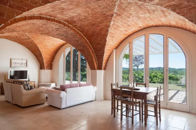 Airbnb in Tuscany 
