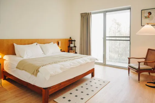 Image for article Best Airbnbs in Alishan, Taiwan to Experience Autumn Season