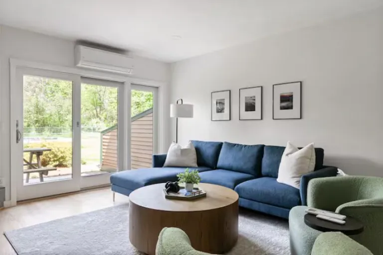 homely Airbnbs in Stowe