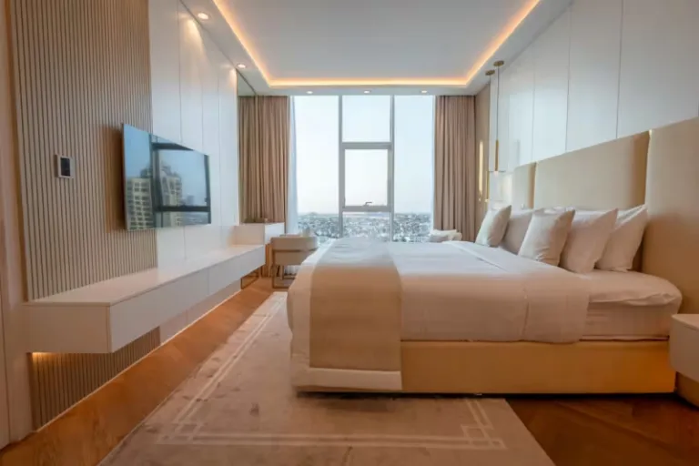 Airbnb in Palm Jumeirah