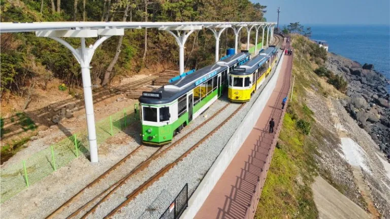 Haeundae Blueline Park beach train