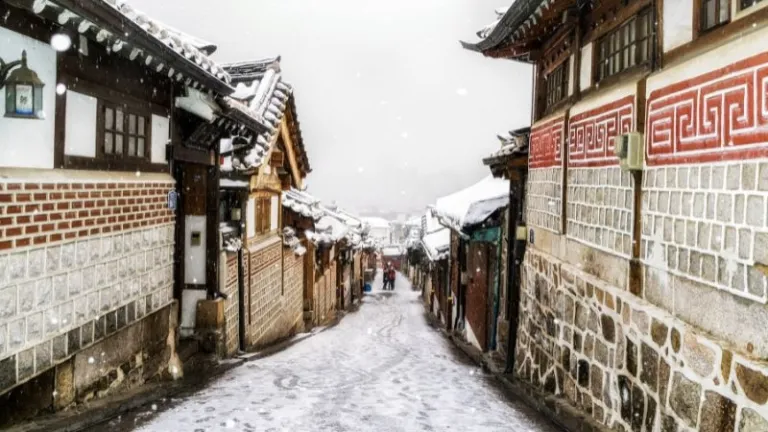 Bukchon Hanok Village in winter