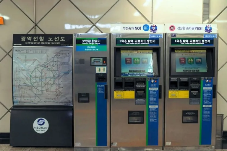 seoul subway ticket machines