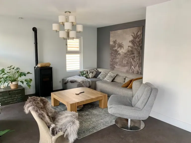  Airbnbs in Amsterdam