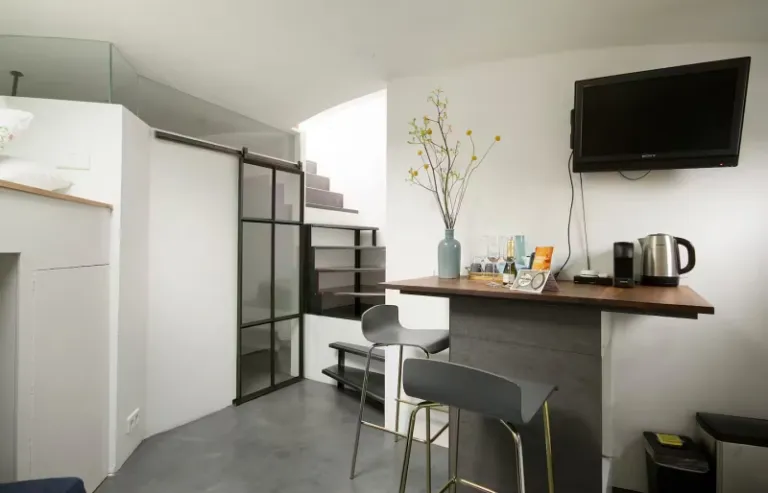  Airbnbs in Amsterdam