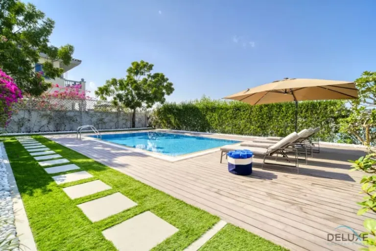 Airbnb in Palm Jumeirah 