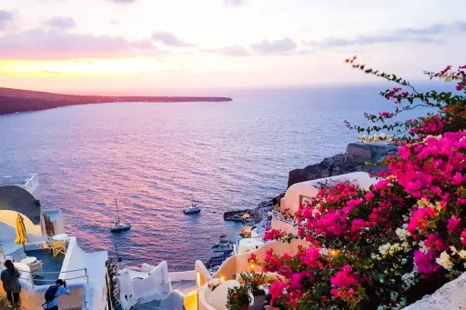 Image for article The Ultimate Guide to Getting Around Santorini: Buses, Boats, ATVs & More