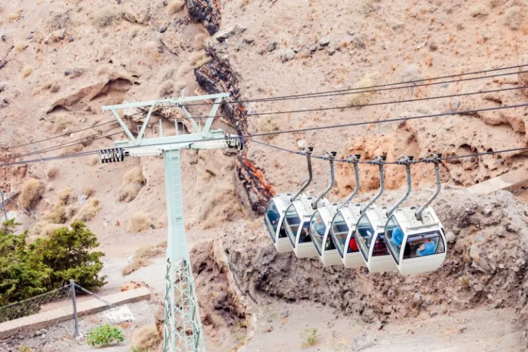 Santorini cable car