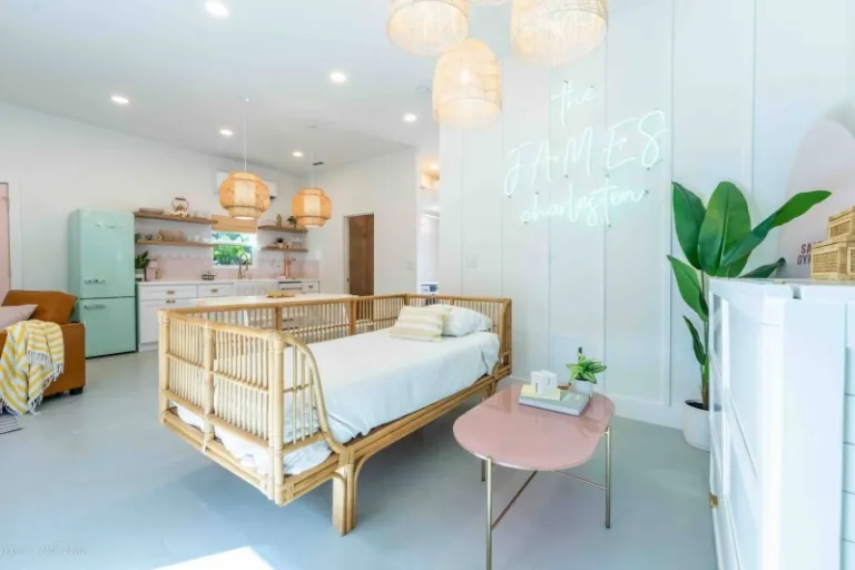 Airbnb in Charleston